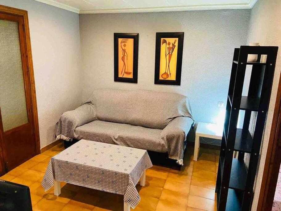 Apartamentos Centro Ciudad 2 Habitaciones Elda Ngoại thất bức ảnh