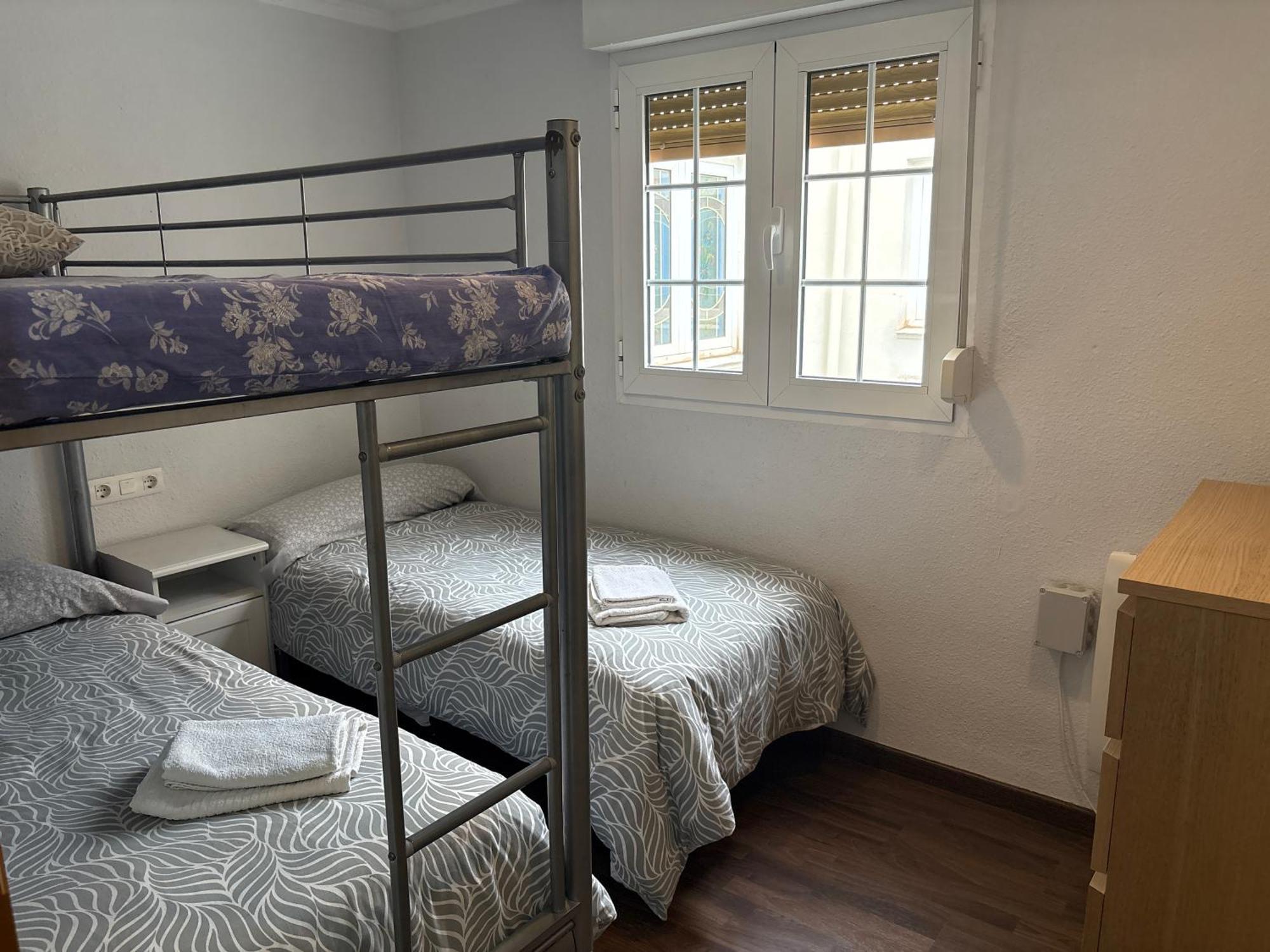 Apartamentos Centro Ciudad 2 Habitaciones Elda Ngoại thất bức ảnh